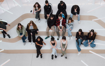 UNIE_Tres_Cantos_Alumnos_Sentados