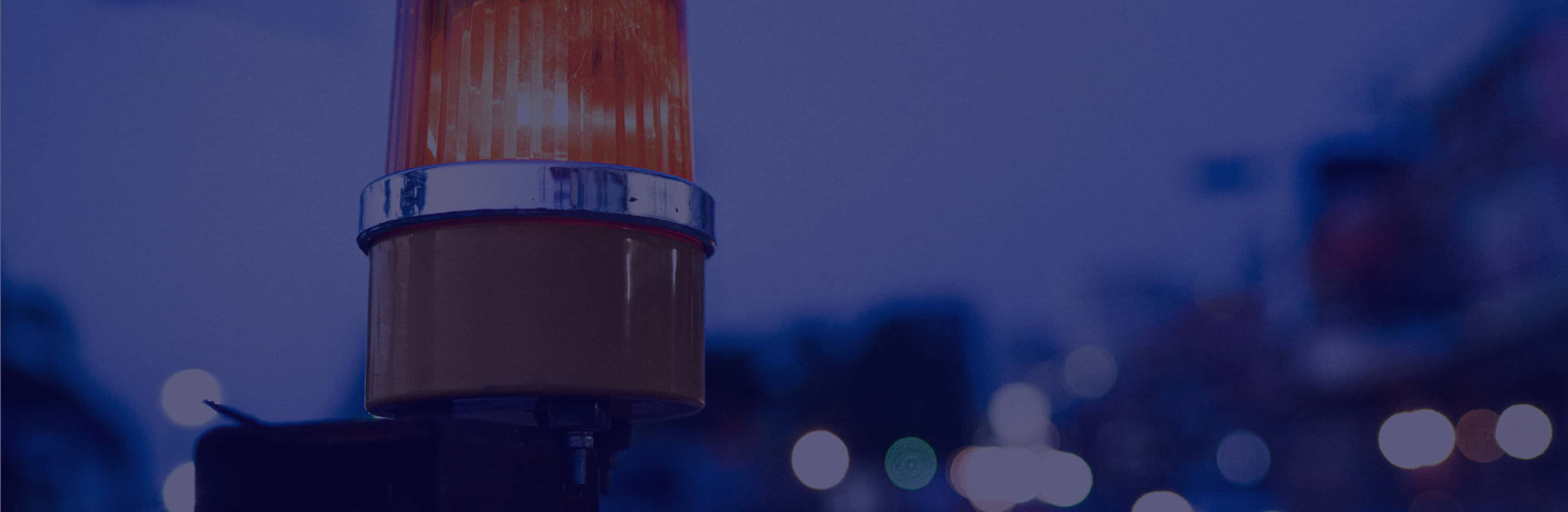 Detalle de sirena de servicios de urgencia