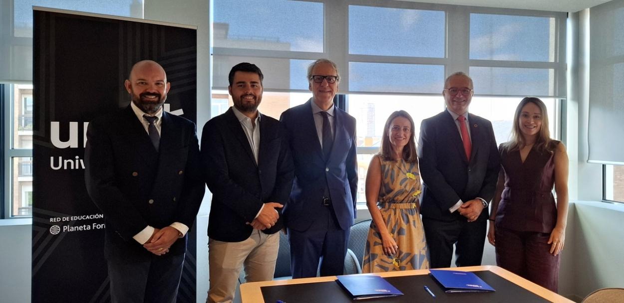 UNIE Universidad y Oracle impulsan la formación tecnológica con un nuevo acuerdo de colaboración