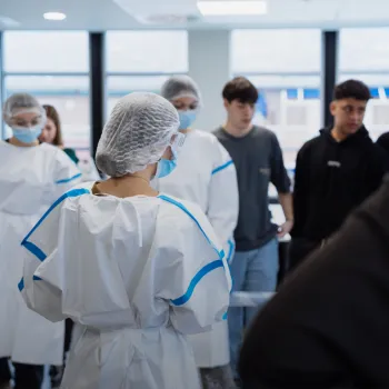 Prepárate para la profesión y para la vida en UNIE Universidad_1