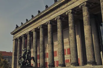 Cabecera Facultad Jurídico