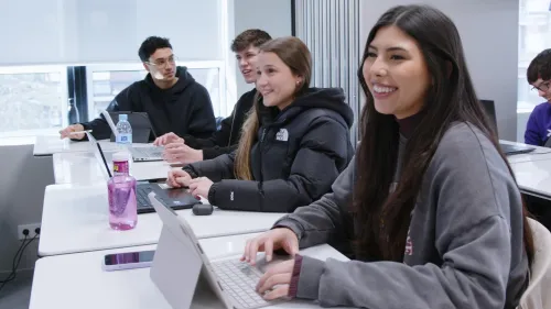 Estudiantes_Grado_Marketing