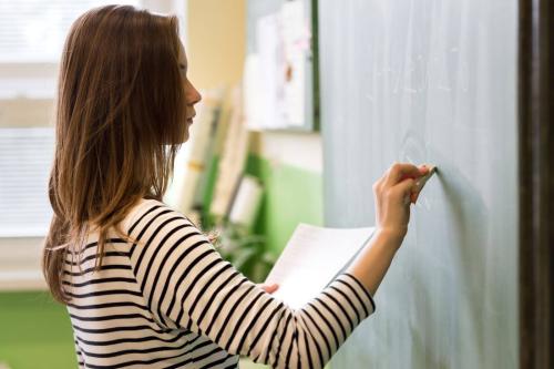 Cómo pasar de profesor de primaria a secundaria: estrategias y consejos clave