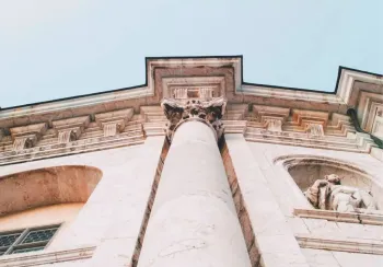 Doble Grado en Derecho y Administración y Dirección de Empresas