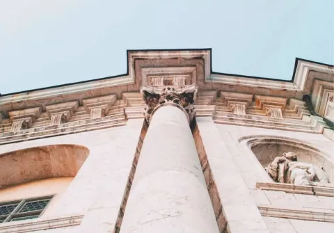 Doble Grado en Derecho y Administración y Dirección de Empresas