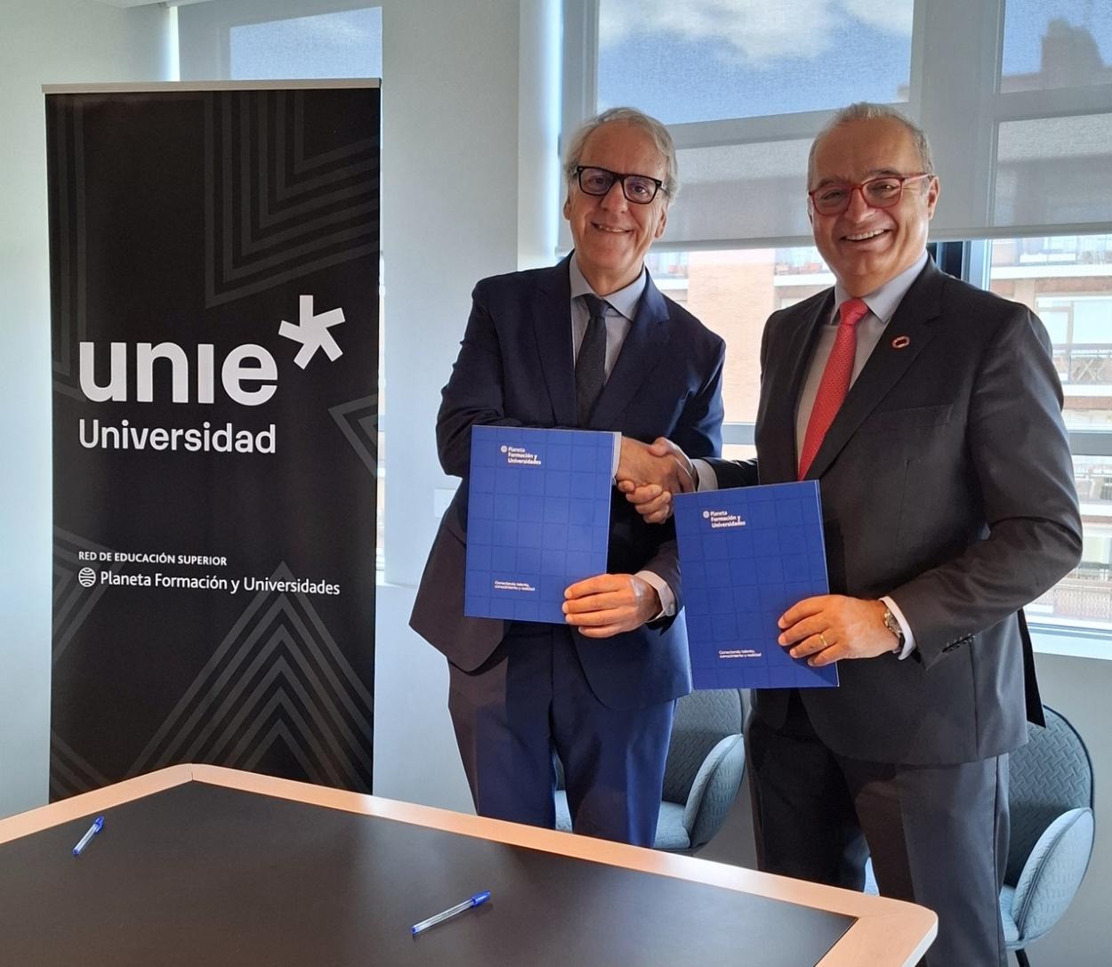 UNIE Universidad y Oracle impulsan la formación tecnológica con un nuevo acuerdo de colaboración
