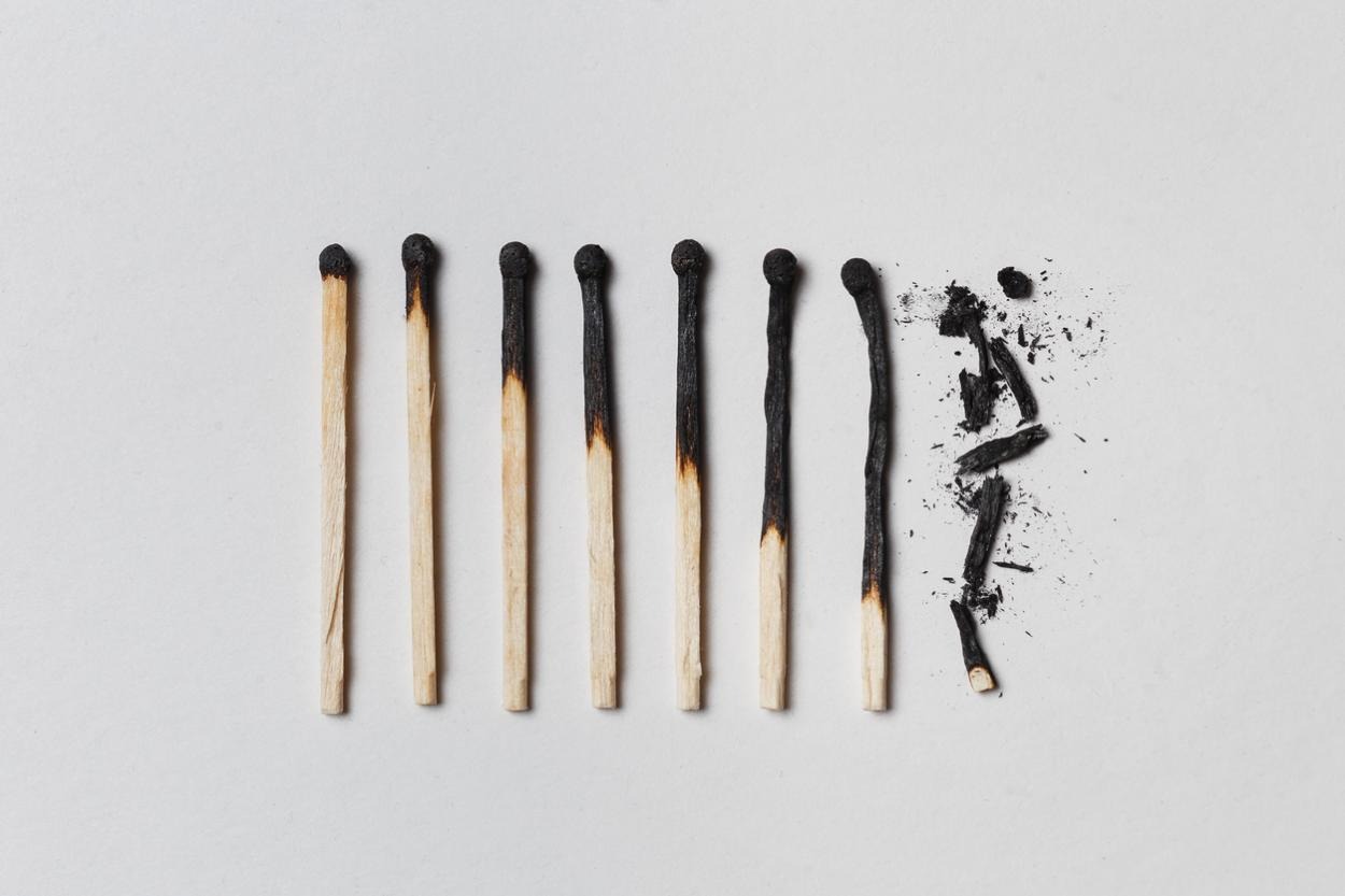 Artículo blog UNIE Burnout, estrés y ansiedad: el reto de la gestión del riesgo psicosocial