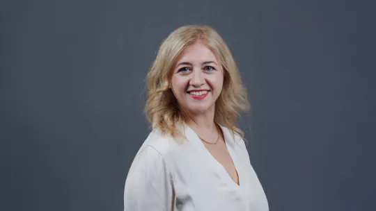 Leticia León
