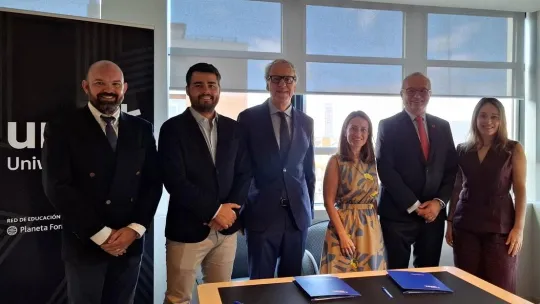 UNIE Universidad y Oracle impulsan la formación tecnológica con un nuevo acuerdo de colaboración