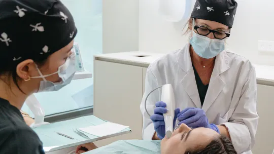 header_diploma_restauradora_estetica_1024x1024