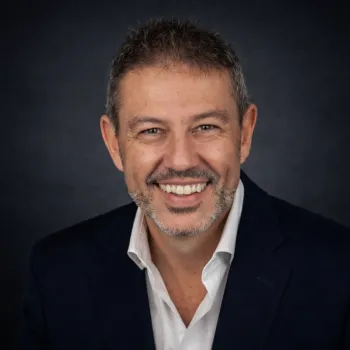 Carlos Fernández Villares