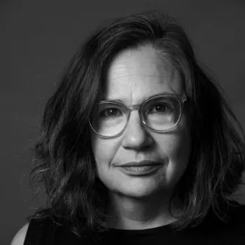 Ana Handler