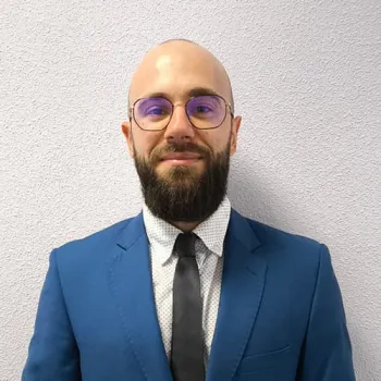Oliver Martínez