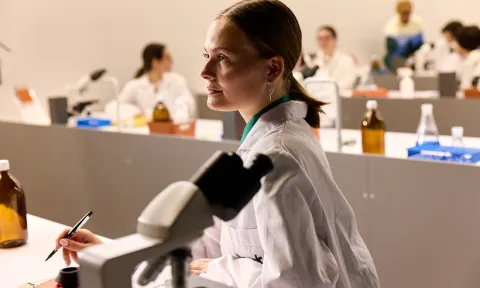 estudiante medicina