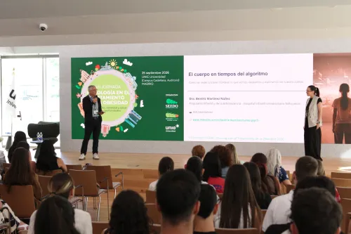VII Jornada sobre Psicología en el Tratamiento de la Obesidad VII Jornada sobre Psicología en el Tratamiento de la Obesidad