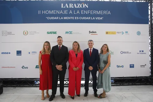 UNIE Universidad se suma al II Homenaje a la Enfermería UNIE Universidad se suma al II Homenaje a la Enfermería