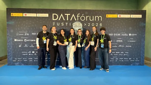 UNIE Universidad en DATAfórum Justicia 2026 - Alumnas vertical