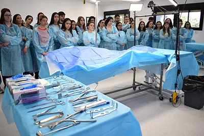 Práctica de autopsia forense